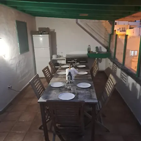 Backpackerroom's La Santa