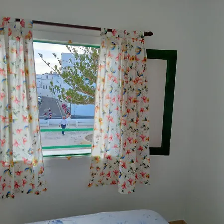 Backpackerroom's Couette-café