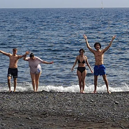 לינה וארוחת בוקר Backpackerroom's