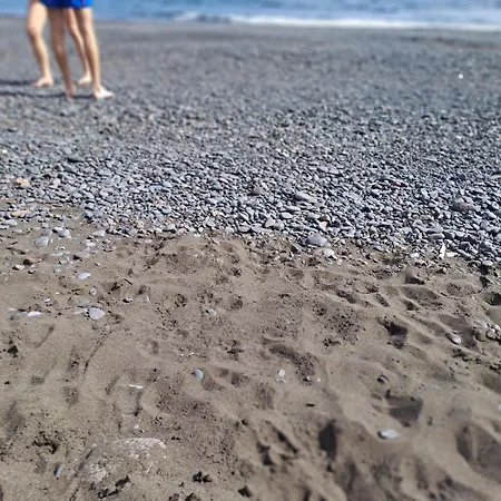 לינה וארוחת בוקר Backpackerroom's לה סנטה