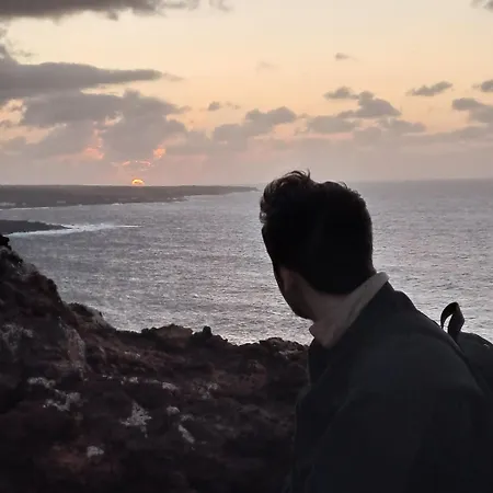 לינה וארוחת בוקר Backpackerroom's *