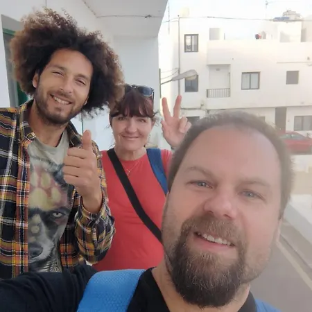 לינה וארוחת בוקר Backpackerroom's *